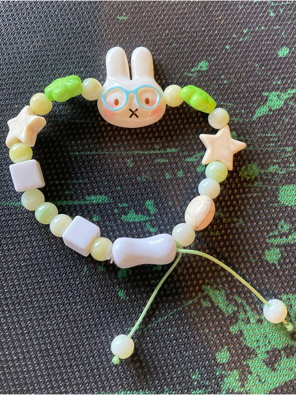 Kids Bunny Charm Beaded Bracelet - Light Green & White